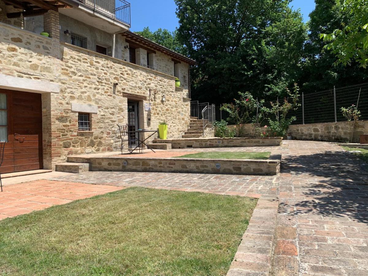 Agriturismo La Palazzetta Di أسيسي المظهر الخارجي الصورة